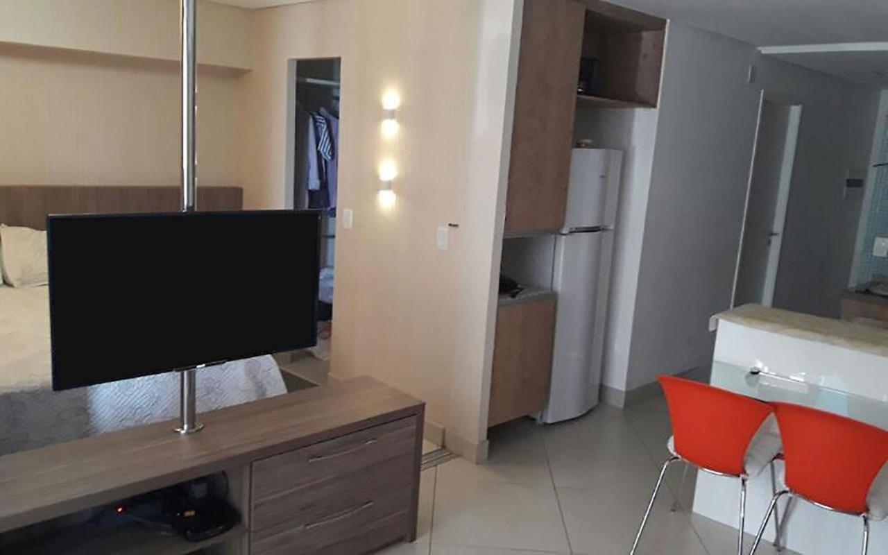 Apto A Beira-mar Com Wi-fi E Piscina Em *