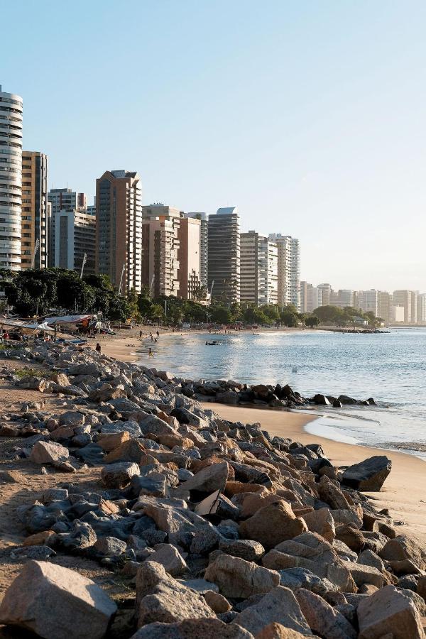 Apto A Beira-mar Com Wi-fi E Piscina Em Fortaleza (Ceara)